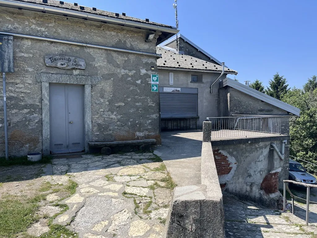 Chris Harper_Ristoro Alpino Vetta Bisbino_Cernobbio_review