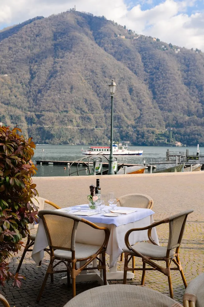 Harry's Bar_Cernobbio_slider_image_1