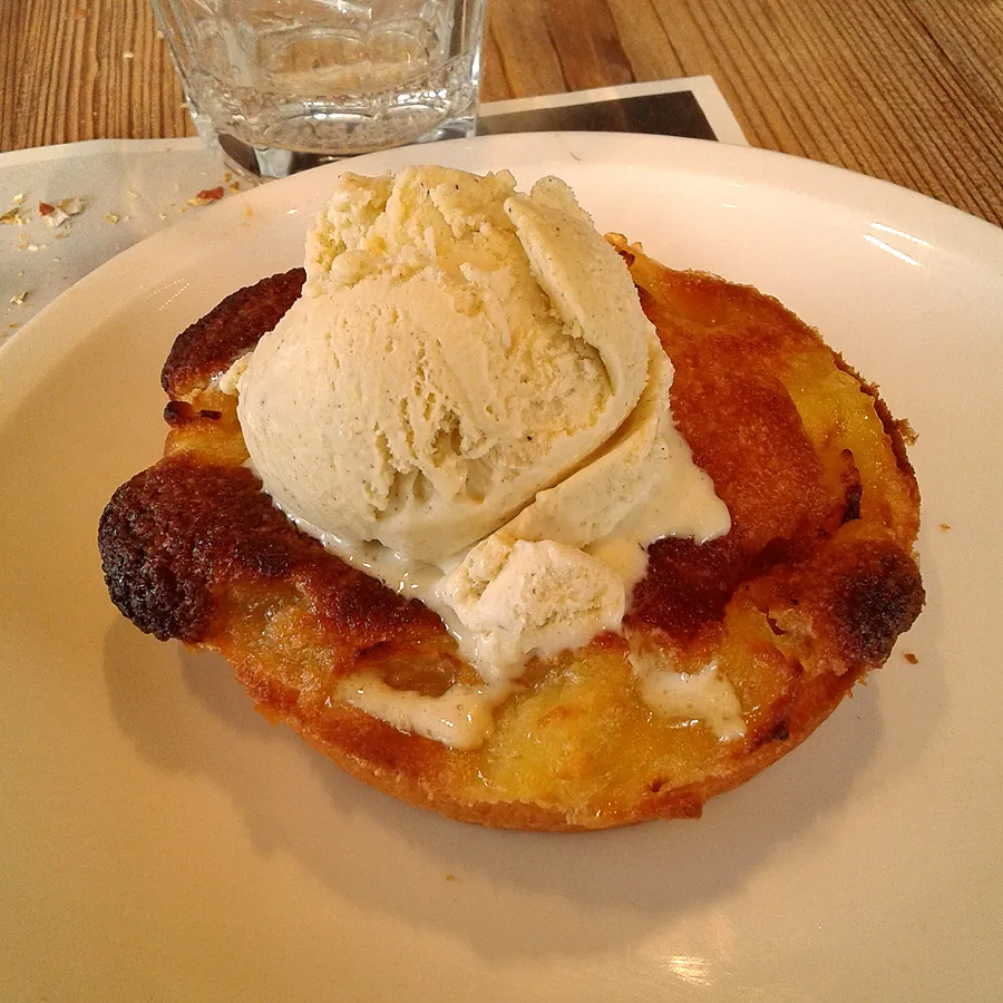 Rowena C._Roadhouse Restaurant Cernusco Lombardone_Cernusco Lombardone_review