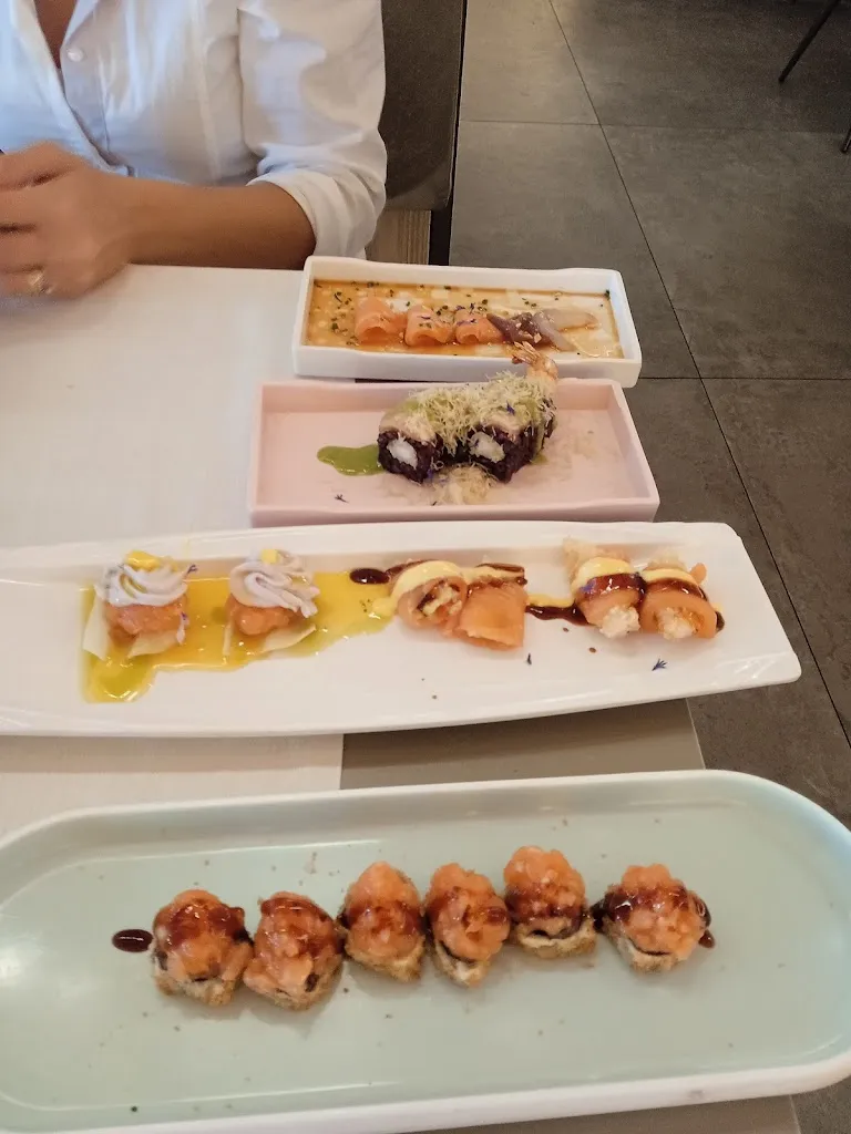 Menu_Meet Sushi Restaurant_Cernusco Lombardone_image_5