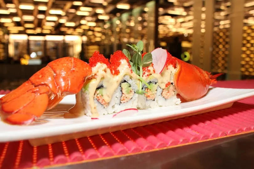 Meet Sushi Restaurant_Cernusco Lombardone_slider_image_3