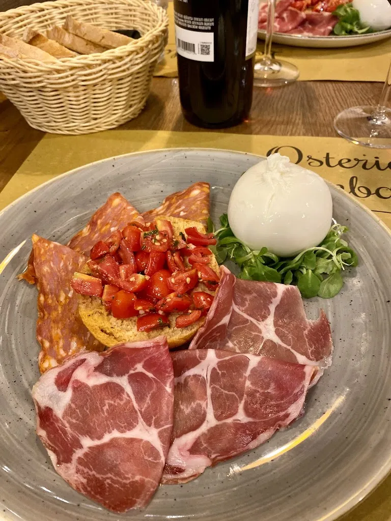 Ghazaleh Eghlima_Osteria Lombarda - Ristorante Enoteca_Cernusco Lombardone_review