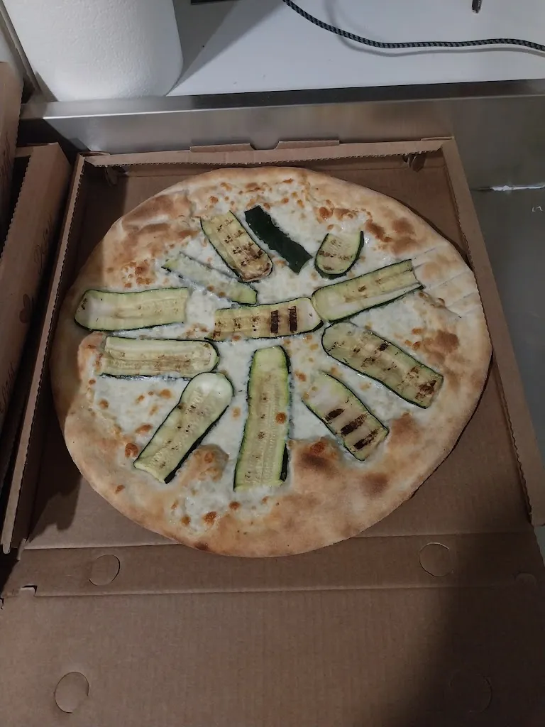 Menu_Pizzeria Maya_Cernusco Lombardone_image_9