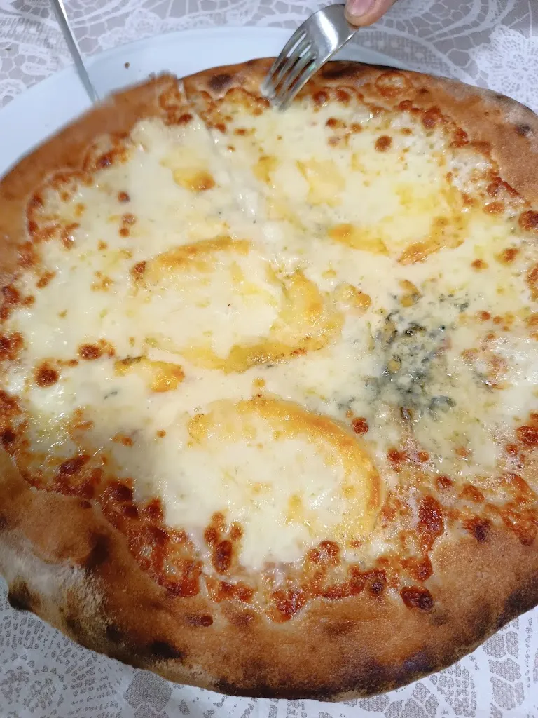 mappamondo69_Zi' Carluccio Ristorante Pizzeria Pub Bar Gelateria_Anzano di Puglia_review