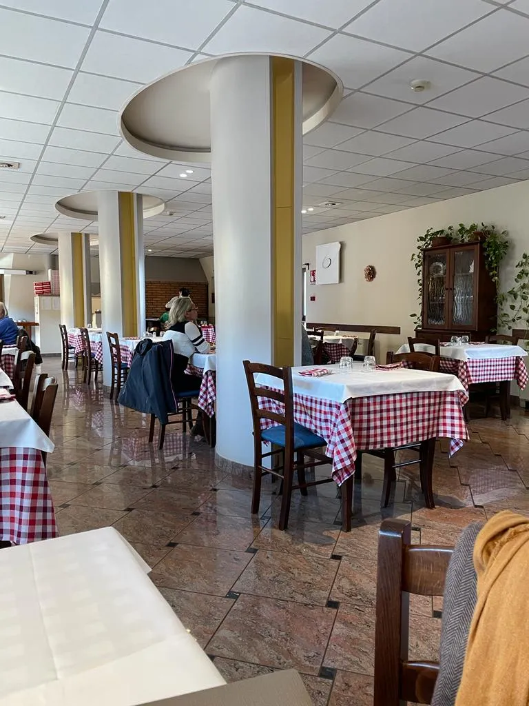 Antonietta Coluccino_Antica Osteria Italia_Certosa di Pavia_recensione