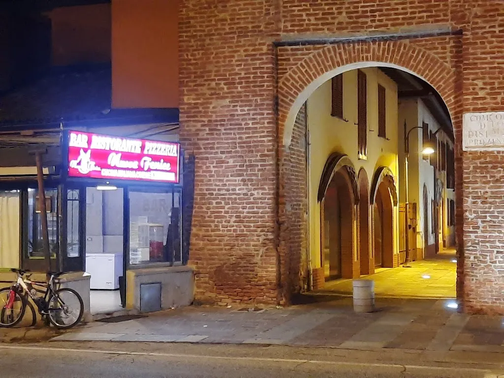 Ristorante Pizzeria Nuova Fenice restaurant in Certosa di Pavia