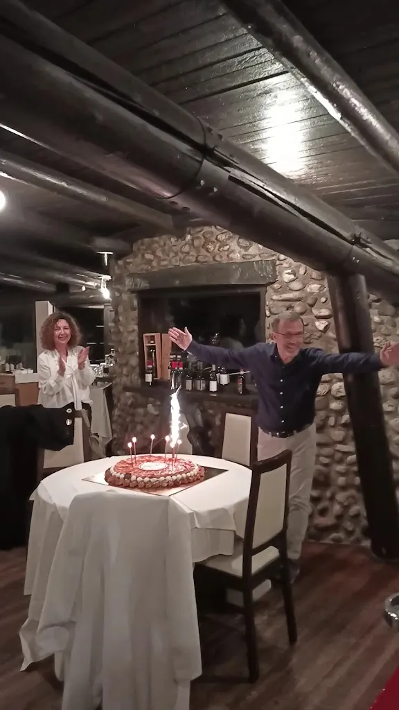 Chalet in the Park_Cerro Maggiore_slider_image_2