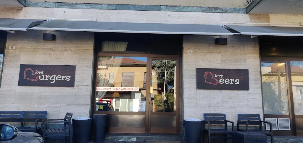 Love Burgers_Cerro Maggiore_slider_image_1