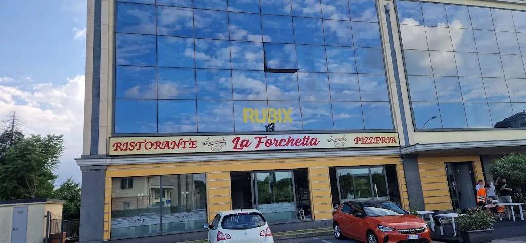 La forchetta Ristorante Pizzeria San Vittore Olona restaurant in Cerro Maggiore