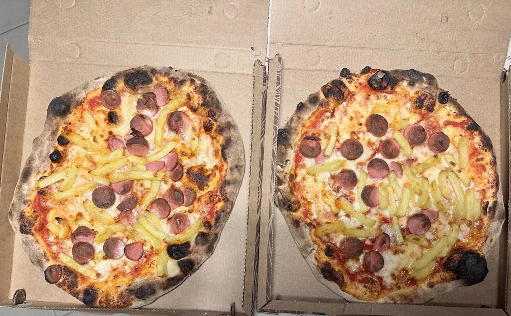 Pizzeria Il Capriccio di Tizzi Danilo restaurant in Cerro Maggiore