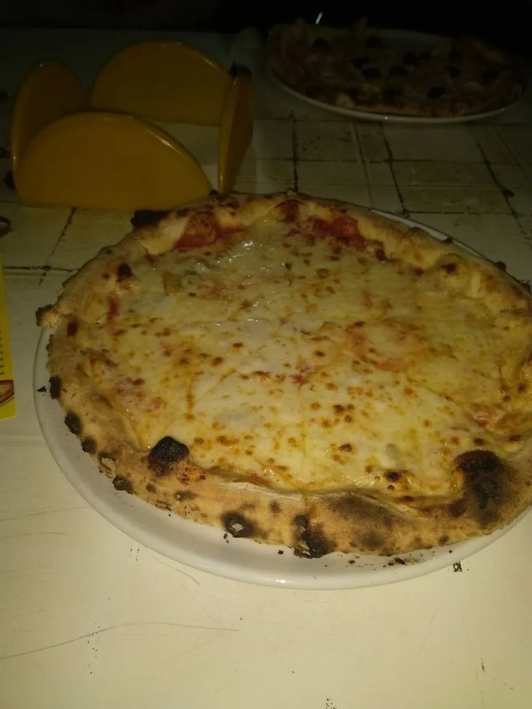 Pizzeria Il Capriccio di Tizzi Danilo_Cerro Maggiore_slider_image_2