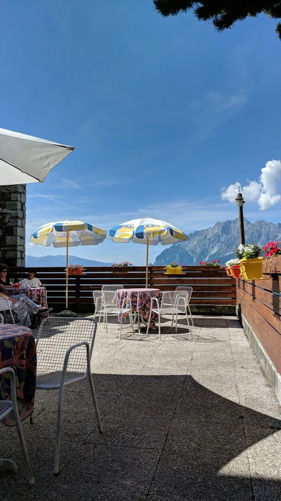 Kyle Siemer_Albergo Ristorante Sargas_Cevo_review