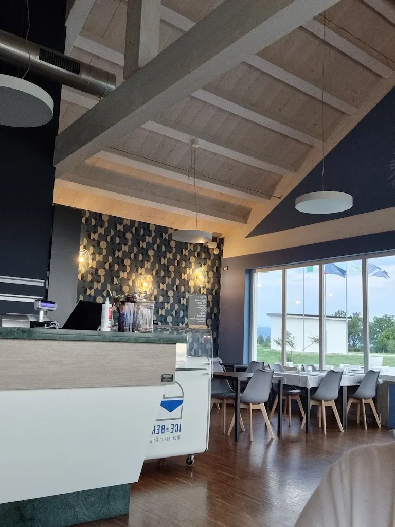 BUCATINI drink&restaurant_Chiari_slider_image_3