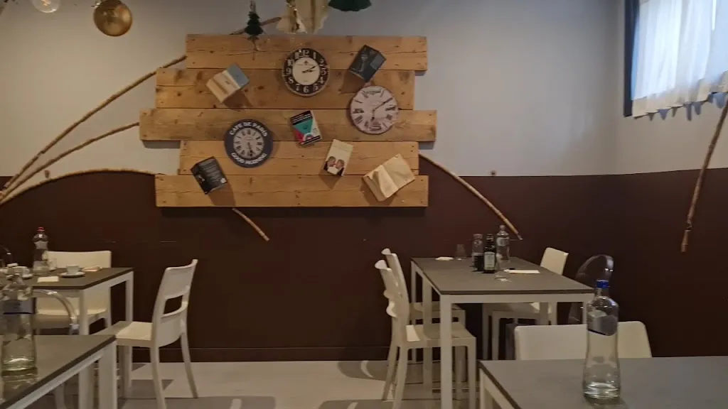 QueenEnorestaurant_Chiari_slider_image_2