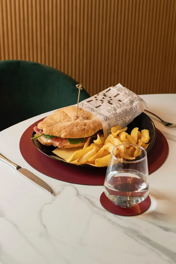 Moderna Pizza e Bistrot_Chiari_slider_image_3