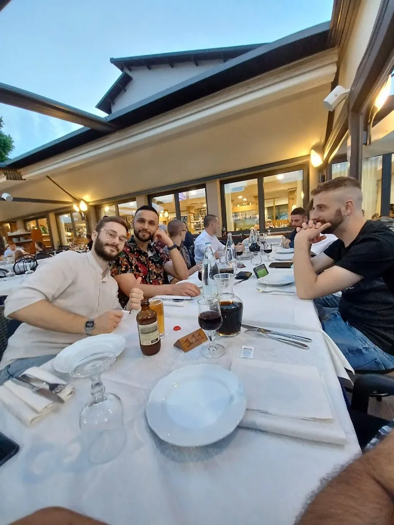 SuperJarman_Ristorante Pizzeria Bella Napoli E Albergo_Chiari_review