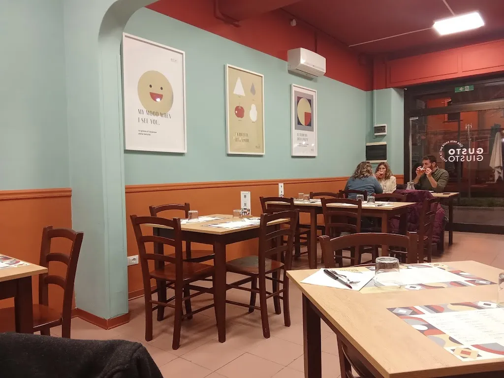 Gusto Giusto restaurant in Chiaravalle