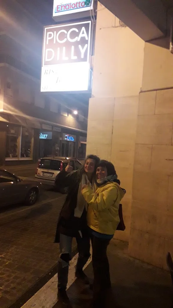 Katka Horackova_Bar Ristorante Piccadilly_Chiaravalle_review