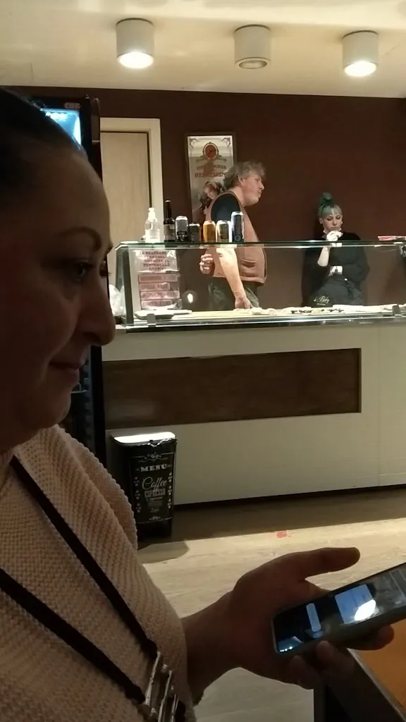 RODRY DI CATANI VALERIA_Chiaravalle_slider_image_2