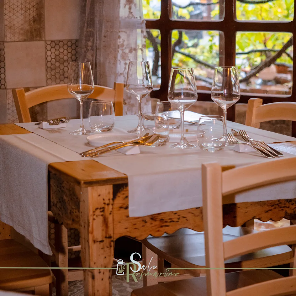 Degusteria sale & rosmarino restaurant in Chiaravalle