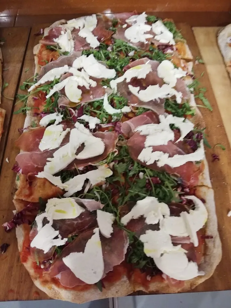 Pizzeria Katy_Chiaravalle_slider_image_3