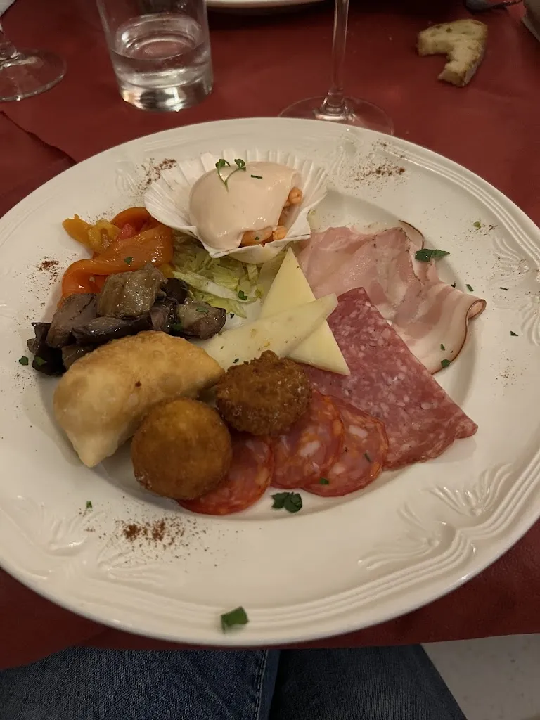 giuseppe ruocco_Ristorante Pizzeria Bed & breakfast MARIGIO'_Alliste_review
