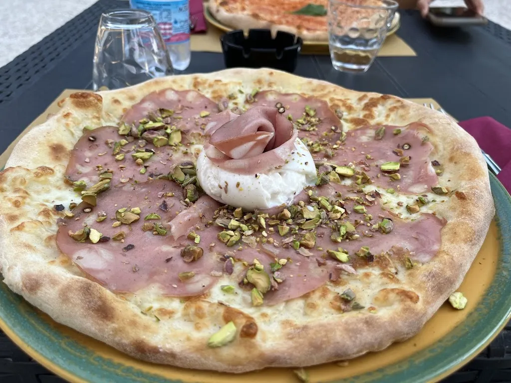 Napizza • Pizzeria • Fritti e Aperipizza_Chiaravalle_slider_image_2