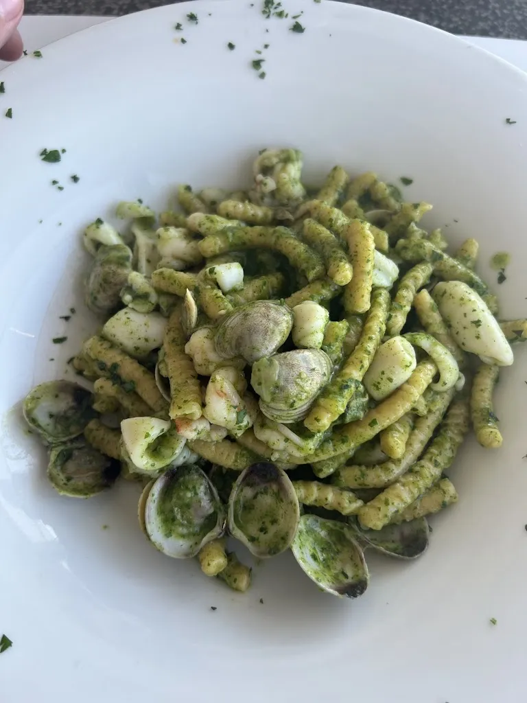 Joel_Chalet Beach_Chiaravalle_review