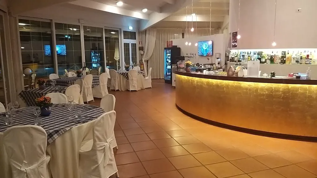 Ristorante delle Rose_Chiaravalle_slider_image_1