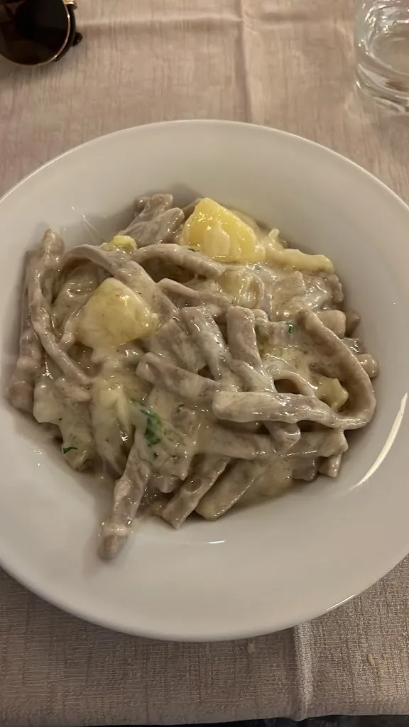 CrazyGabeVlogs_Bar Ristorante da Silvio_Chiuro_review