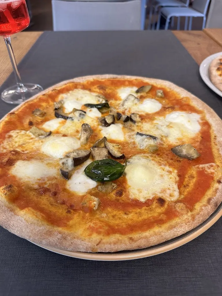 Madeline Ng_Ristorante Pizzeria l'Arca_Chiavenna_review