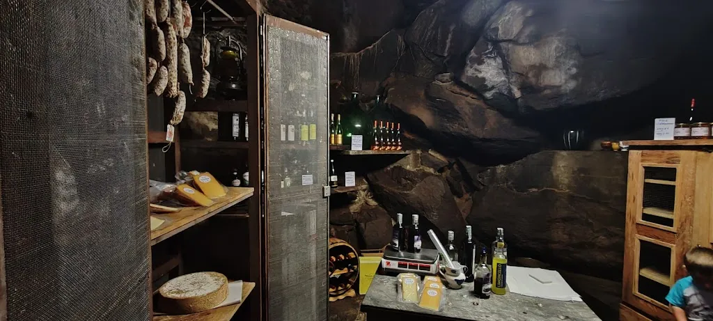 Daniela Apopei_Crotto del Fuin_Chiavenna_recensione