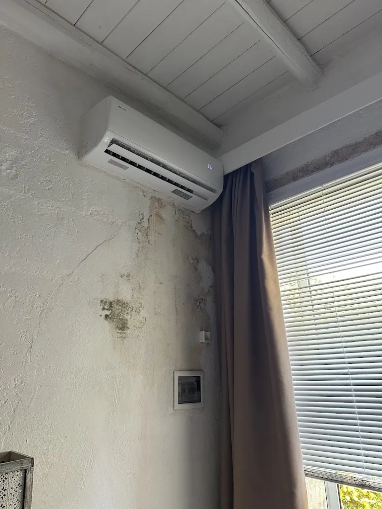 Francesco Fasolino_Giardini di Marzo_Alliste_review