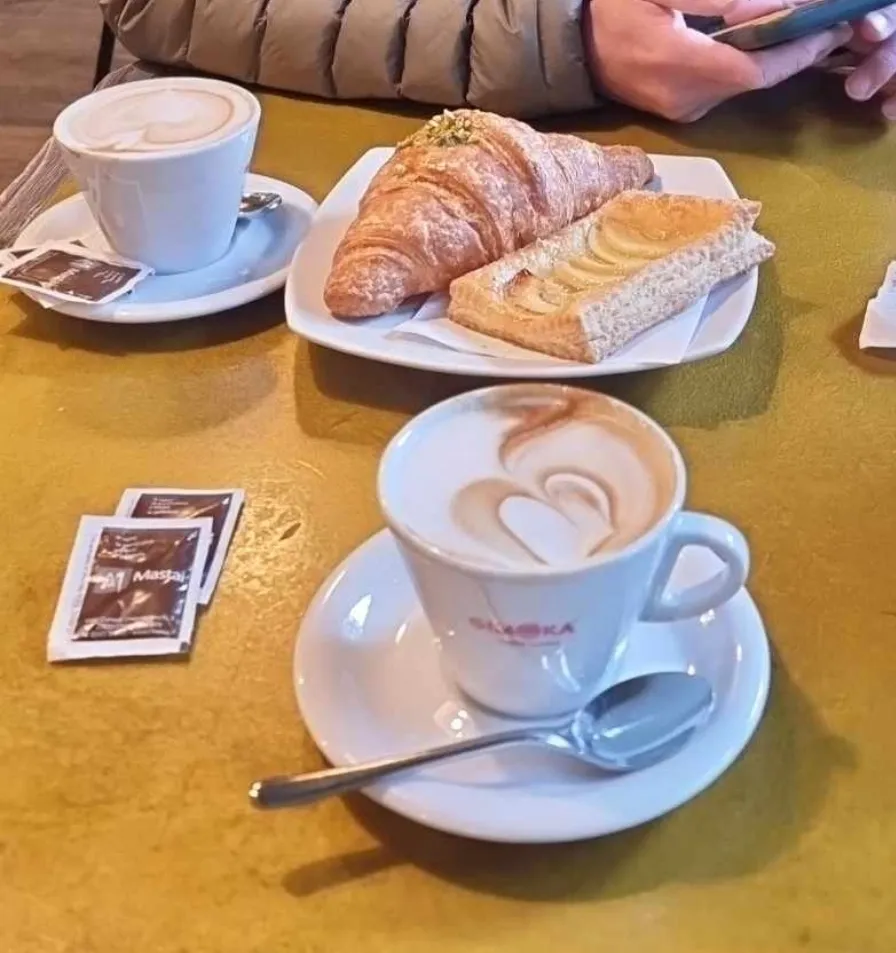 Kay Laws_Bar Pasticceria Mastai_Chiavenna_recensione