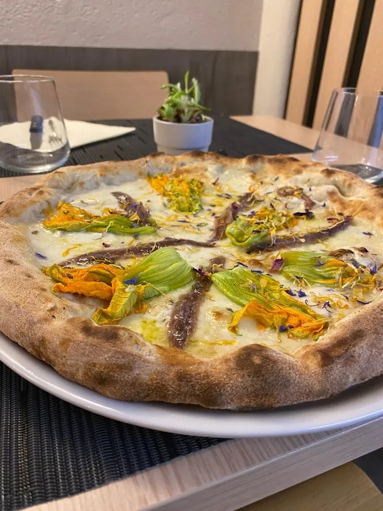 Ristorante Pizzeria Al Vicolo_Chiavenna_slider_image_2