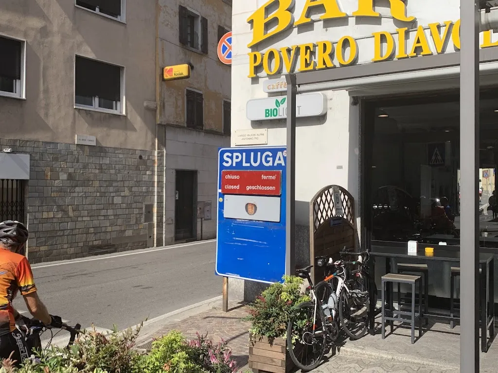 Reg Biddulph_Bar Caffetteria Gelateria Povero Diavolo_Chiavenna_review
