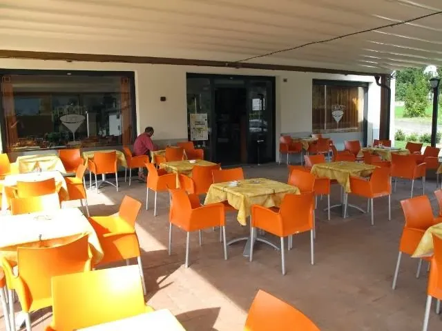 Piper Bar & Pizza_Chiavenna_slider_image_1