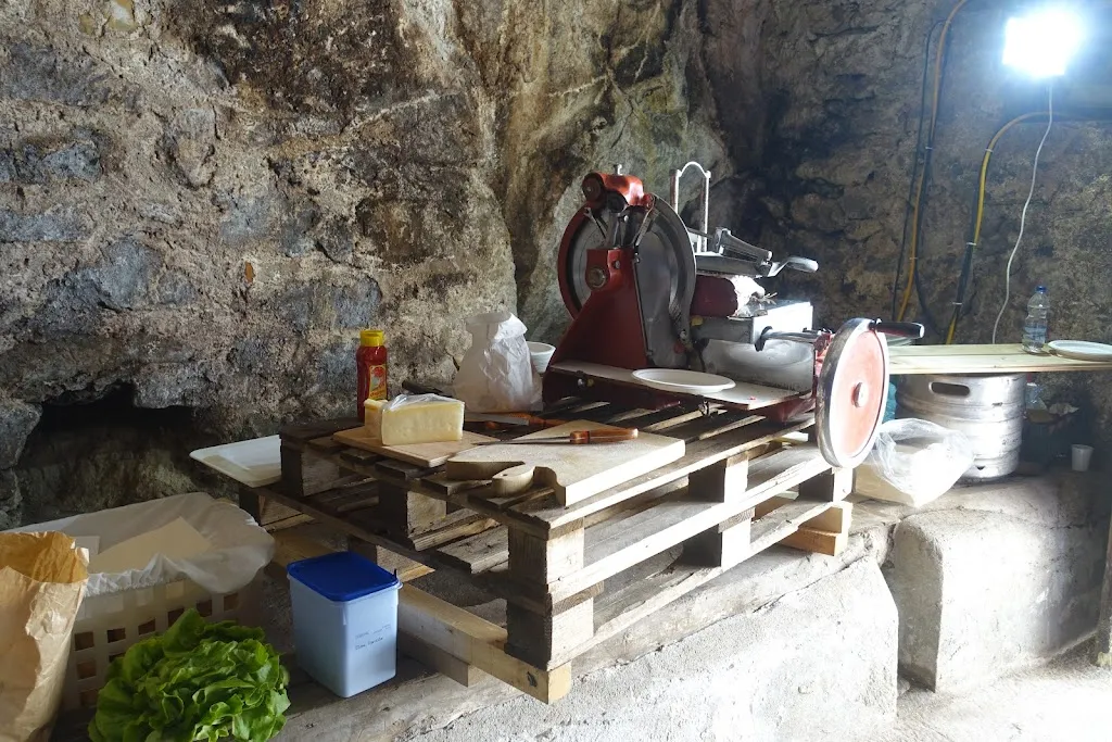 Crotto dell’Angela_Chiavenna_slider_image_1