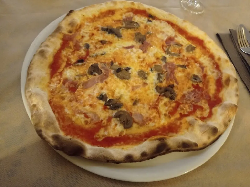 Ristorante Pizzeria Oasi_Cicognolo_slider_image_3