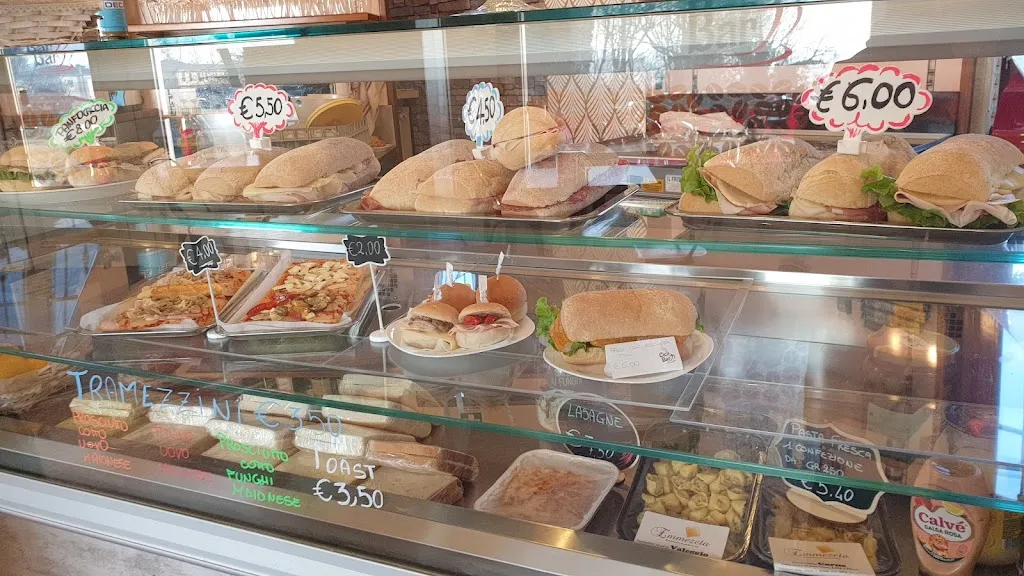 Cico bar restaurant in Cicognolo