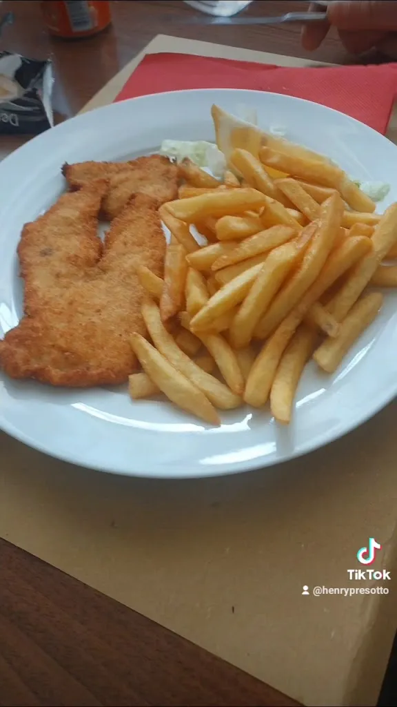 Ristorante Pizzeria Le Due Fontane_Cigognola_slider_image_2