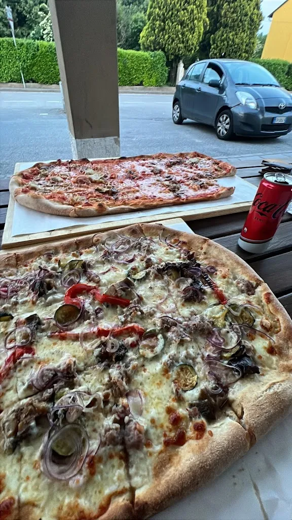 Sascha H_Pizzeria Giovane Italia _Cingia de' Botti_review