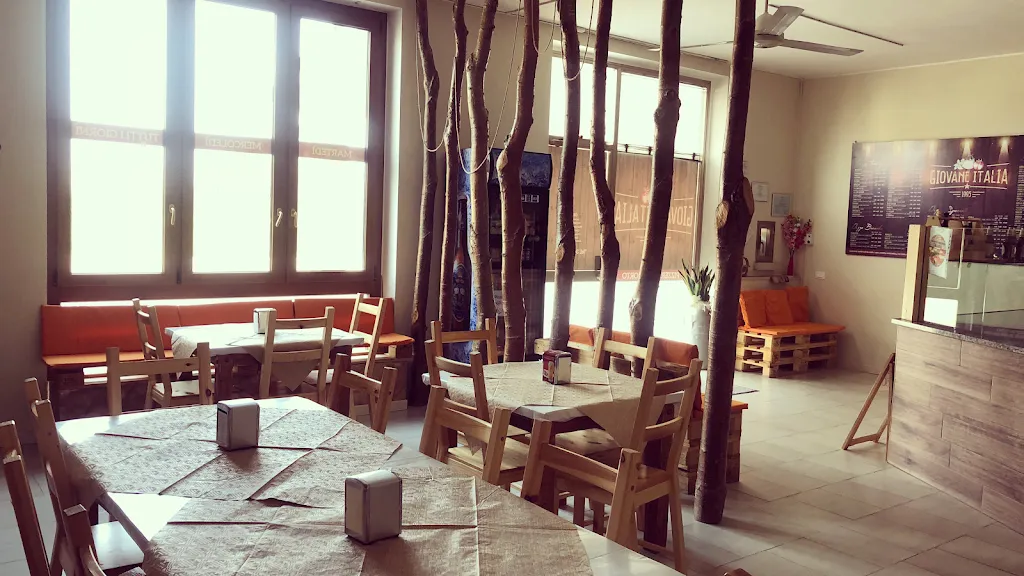 Pizzeria Giovane Italia  restaurant in Cingia de' Botti