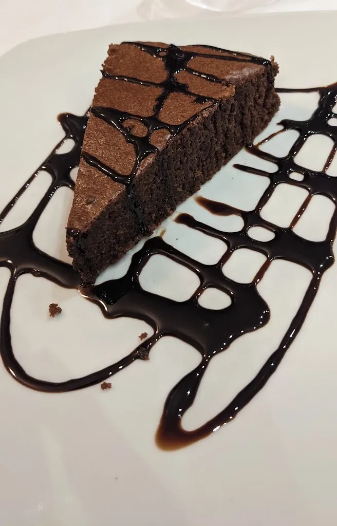 Lujain J_Ristorante Piazza_Cilavegna_recensione