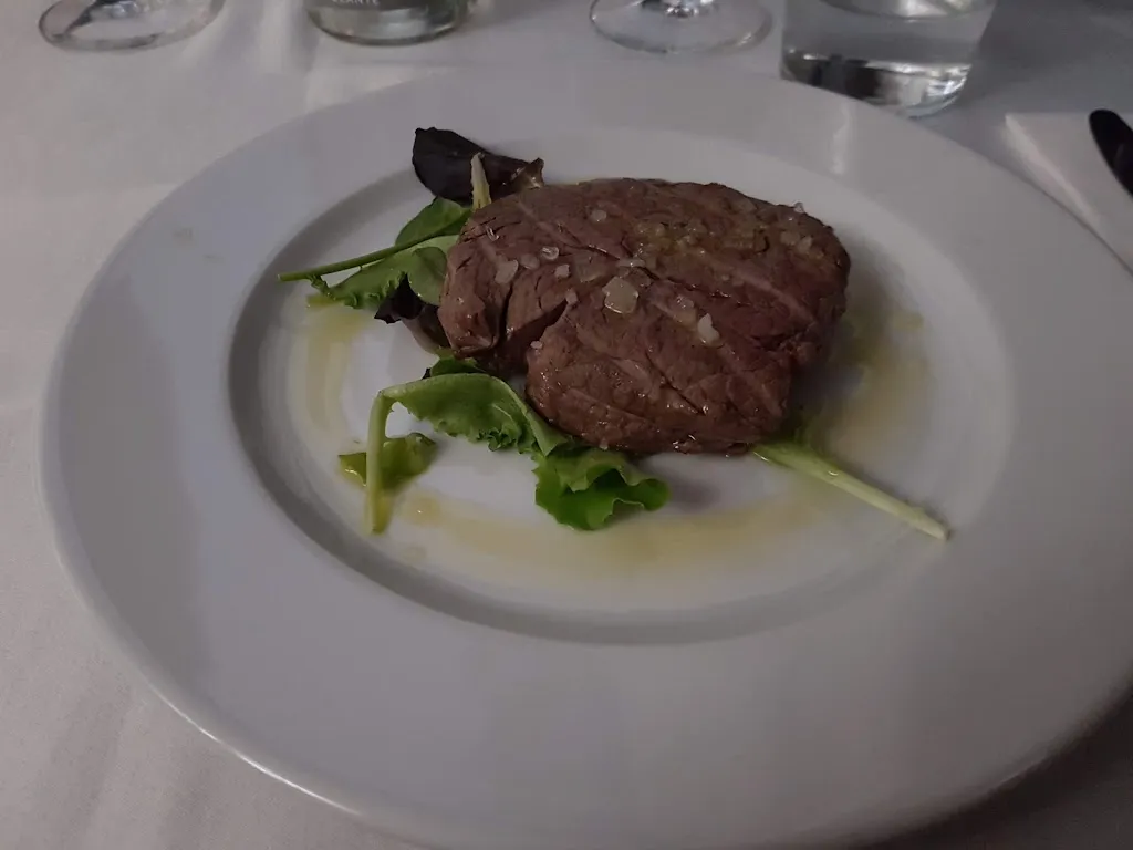 Sven Schuster_Farmhouse Le Campagnole_Cigole_review