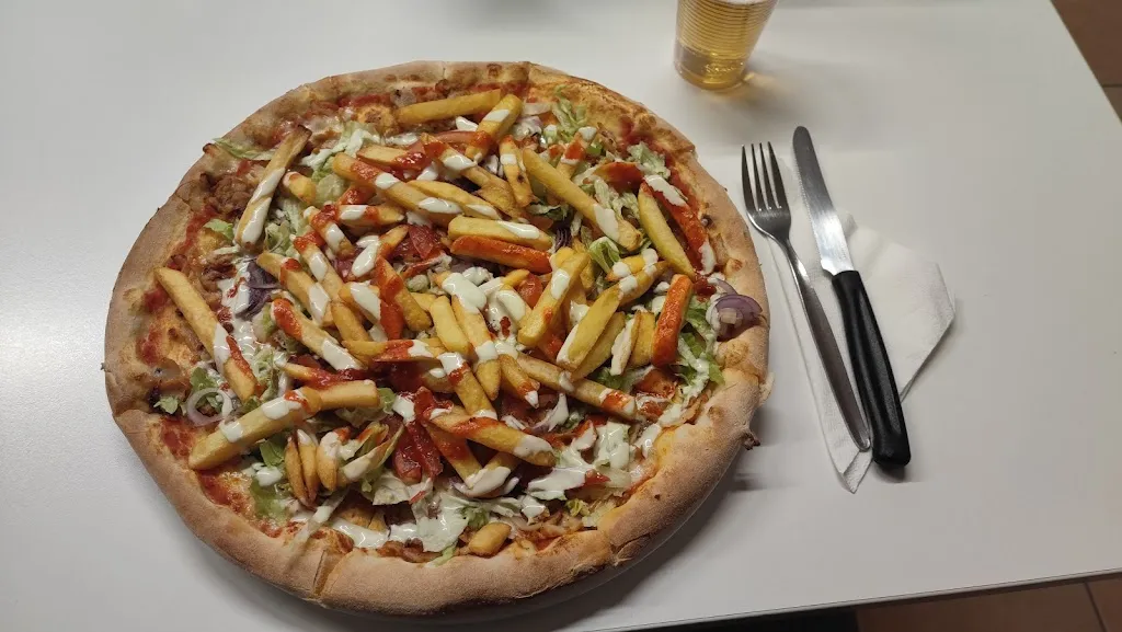 Menu_Pizzeria la Favola_Cirimido_image_1