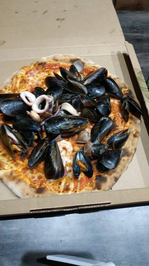 Menu_Pizzeria la Favola_Cirimido_image_2