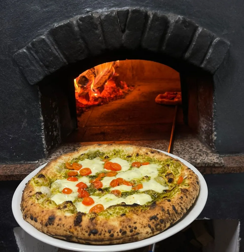 Pizzeria Bar Ristorante Vecchio Camino_Ciserano_slider_image_2