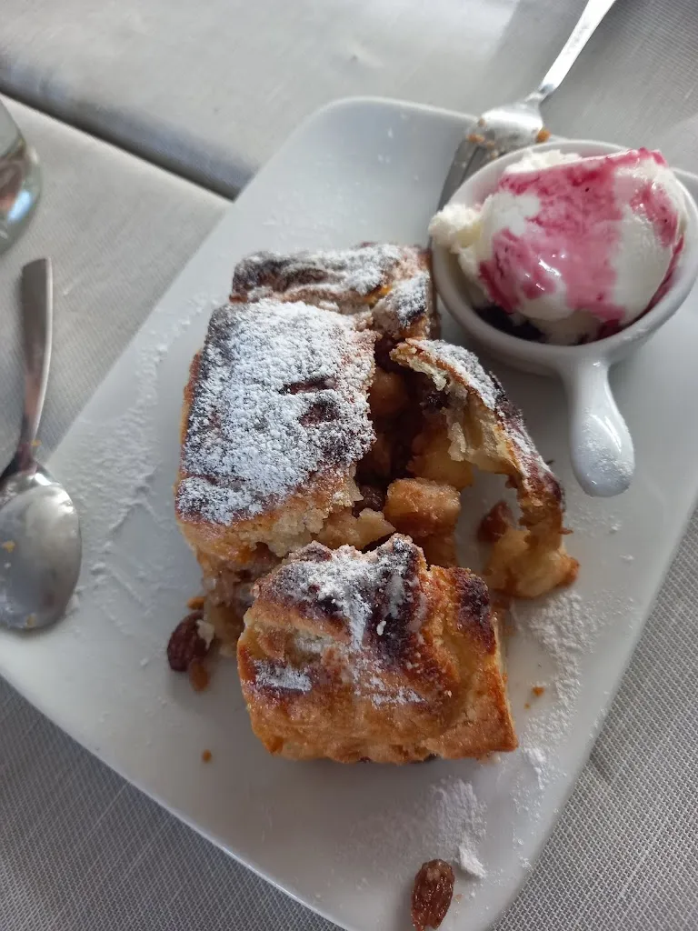 iride felini_Ristorante Bar Il Monello_Ciserano_review