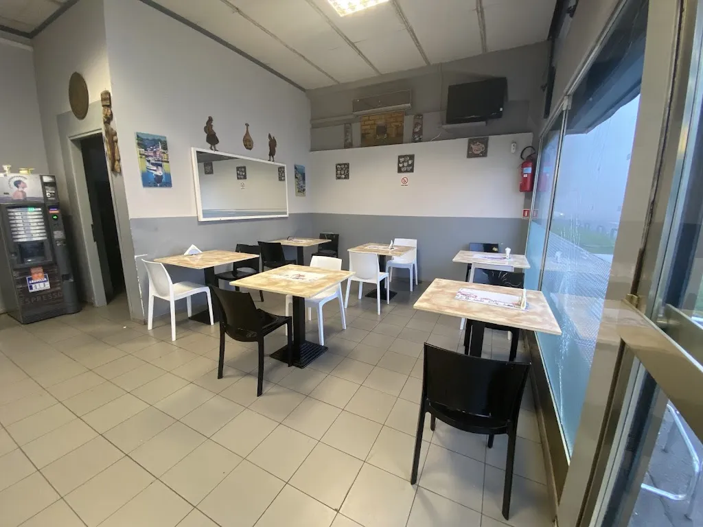 Thomas & Fabiano Kebab - Pizzeria_Ciserano_slider_image_2